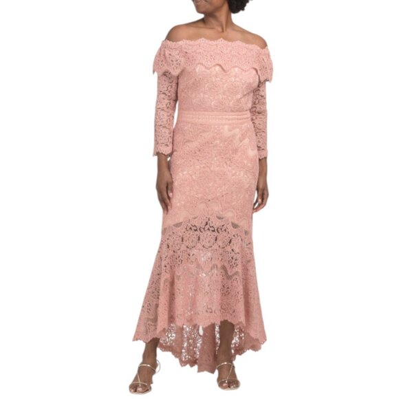 TADASHI SHOJI Dresses & Skirts - TADASHI SHOJI Antigue Pink Floral Lace Detail Gown